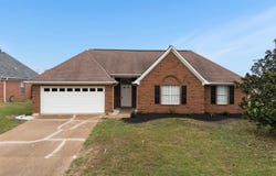 6130 E Morgan Manor Drive, Olive Branch, MS 38654