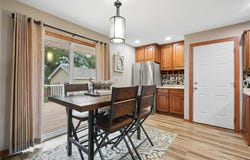 45 N Mentzer Road, Robins, IA 52328