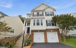 3297 EAGLE RIDGE Drive, WOODBRIDGE, VA 22191