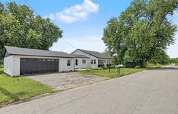 3018 Beaver Road, FREEPORT, IL 61032