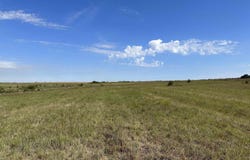 W Parallel & S Langdon Rd, Langdon, KS 67583
