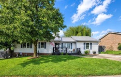 208 Castle Boulevard, Paris, KY 40361