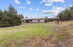 1229 County Rd 3105, Bonham, TX 75418