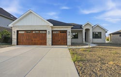 87 Primrose Drive, Dyer, IN 46311