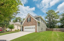 918 College Place NW, Kennesaw, GA 30144
