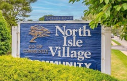 42 Pointe Circle S, Coram, NY 11727