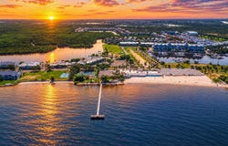 828 BAHIA DEL SOL Drive, RUSKIN, FL 33570