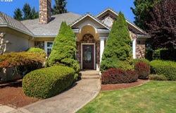 2663 RIDGEMONT Dr, Eugene, OR 97405