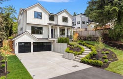 10415 SE 13th Street, Bellevue, WA 98004