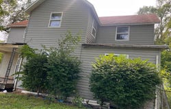 205 S Van Buren St, Albany, MO 64402