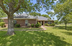 219 Friends Road, Denison, TX 75021