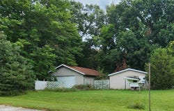 69121 Wallowa Road, Sturgis, MI 49091