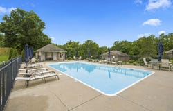 1813 N 7th Avenue, Ozark, MO 65721