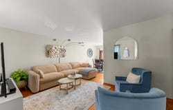 2881 N Augusta Drive, Wadsworth, IL 60083
