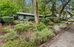 4861 Donald St, Eugene, OR 97405