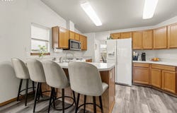 1221 MONROE St, Lafayette, OR 97127