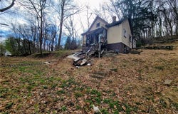 3867 Leslie Ave, Hampton, PA 15101