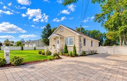 45 Matthews Avenue, West Babylon, NY 11704