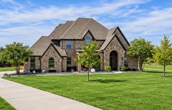 4111 Roberts Lane, Midlothian, TX 76065