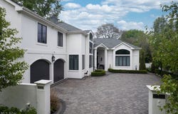 21121 S Woodland Road, Shaker Heights, OH 44122