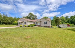 103 Cheyenne Ridge Trail, Campobello, SC 29322