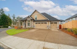 1296 E LUCAS St, LaCenter, WA 98629