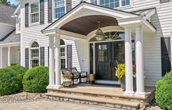 17 Bennington Road, Windham, NH 03087