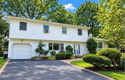 46 Stevenson Place, Deer Park, NY 11729