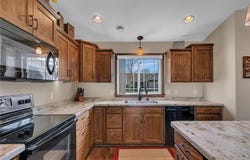 153 Glenview Loop, Saint Cloud, MN 56303