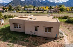 512B Hondo Seco Rd, Arroyo Seco, NM 87514-512