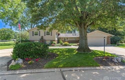 974 Hyde Park Drive, Centerville, OH 45429