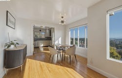 8011 Sunkist Dr, Oakland, CA 94605