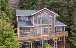 620 S FALCON St, RockawayBeach, OR 97136