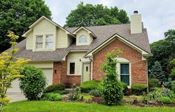 23 Turnberry Circle, Greenwood, IN 46143