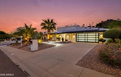 2102 E Orangewood Avenue, Phoenix, AZ 85020