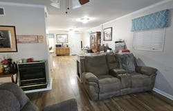 1129 S WHITE STATION Rd, Memphis, TN 38117