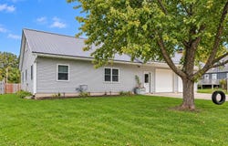 106 E North Street, La Valle, WI 53941
