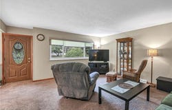 4695 Martin Drive, North Olmsted, OH 44070