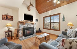 110 Bells Avenue, Branson West, MO 65737