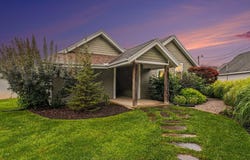 66055 South Drive, Cassopolis, MI 49031