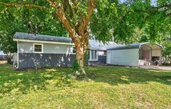 203 S Burton Avenue, Springfield, MO 65802