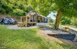 2579 Waters Edge Road, Duffield, VA 24244