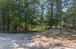 Tom Garrett Cemetery Rd., Byrdstown, TN 38549