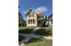 370 4th Street, Manistee, MI 49660