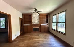 1904 Compton Hill Place, St Louis, MO 63104