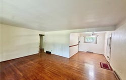 63 W Nineth St., Newton Falls, OH 44444