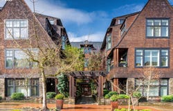 535 2ND St, LakeOswego, OR 97034