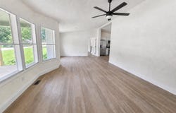 1035 Star Point Rd, Jamestown, TN 38556