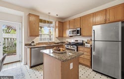 8354 HUNTER MURPHY Circle, ALEXANDRIA, VA 22309