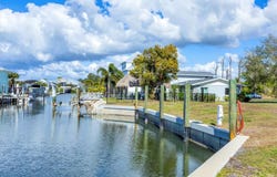 10484 RAYMOND Street, ENGLEWOOD, FL 34224